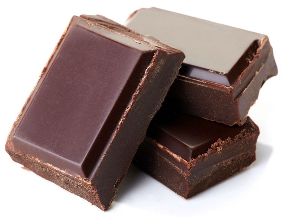Chocolate boasts some sweet health benefits. To get the most out of it, Mercy experts say dark chocolate is best and to eat it in moderation.
